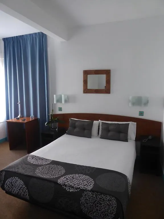 Hotel Record San Sebastián 0*,